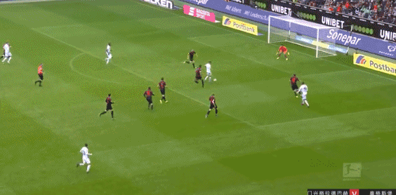  门兴格拉德巴赫七球狂胜弱旅  