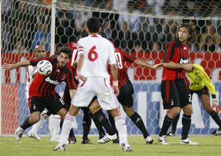  柏林联合防守固若金汤零封劲旅获三连平